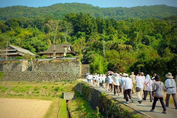 大自然に癒されて、地元の美味しい物を食べて、温泉に浸かって♪